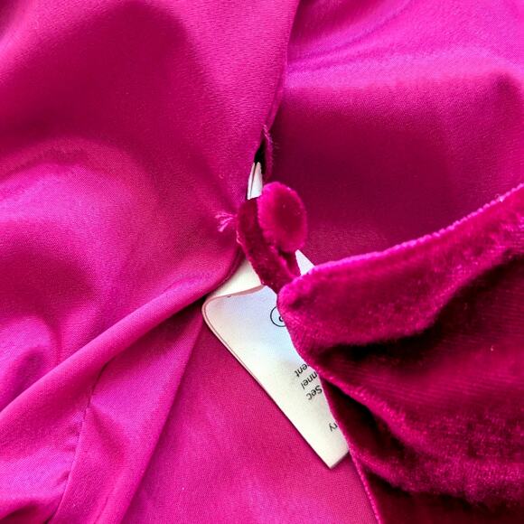 Cinq à Sept Theo Velvet Puff Sleeve Wrap Top Fuschia Sz S Silk Rayon Blend NWT - Picture 8 of 11